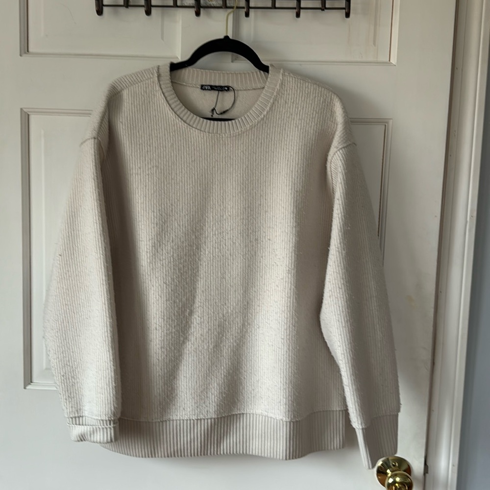 Zara Super Warm Sweater Size Large
